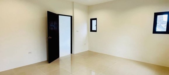 3 Schlafzimmer Haus in Chalong, Thailand, Nr. 27103 2