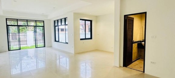 3 Schlafzimmer Haus in Chalong, Thailand, Nr. 27103 3