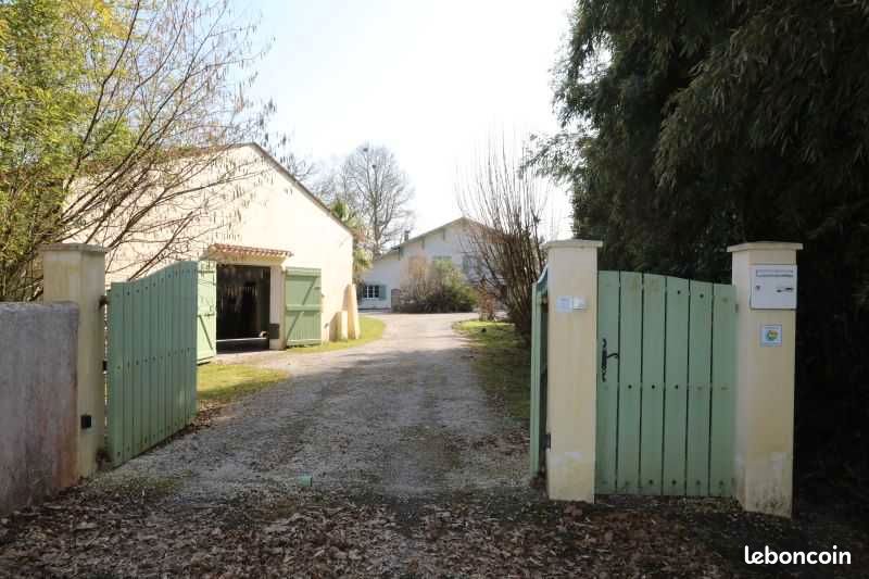 8 bedrooms House in Saint-Jean-de-Marsacq, France No. 191358