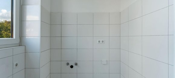 15-salle Bâtiment à Dusseldorf, Germany No. 324011 9