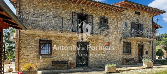 5 rooms House in Todi, Italy No. 221237 8