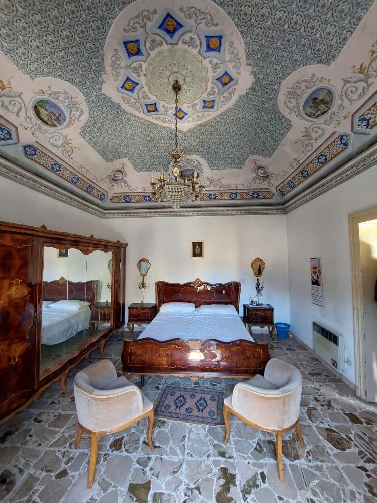 Квартира с 3 комнатами в Модика, Италия № 251887