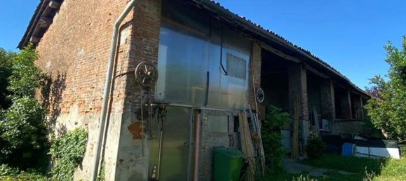 4 rooms Apartment in Crescentino, Italy No. 277501 7