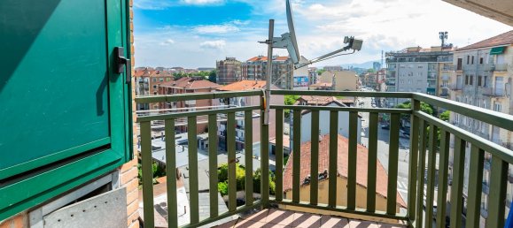 2 rooms Apartment in Turin, Italy No. 290491 5