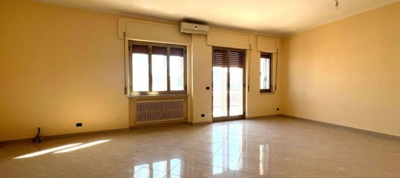 5-Zimmer Wohnung in Matera, Italy, Nr. 34459 3
