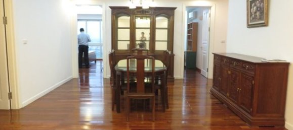 4 bedrooms Apartment in Tay Ho, Vietnam No. 6262 5