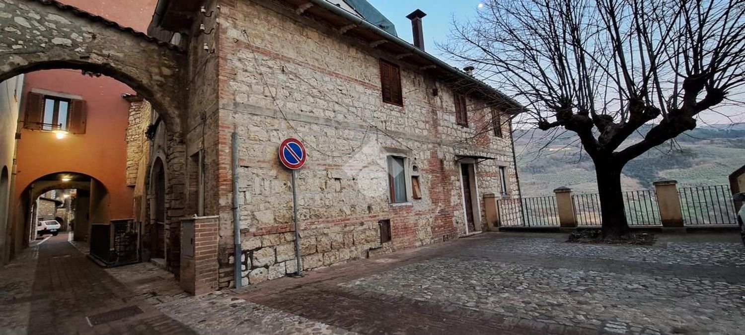 3 rooms Apartment in Montefranco, Italy No. 154158