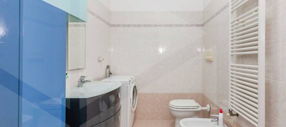 3 rooms Apartment in Milan, Italy No. 241880 41