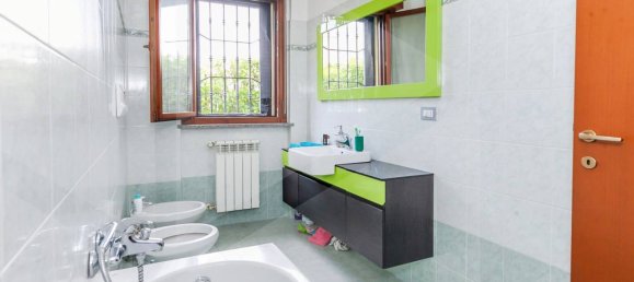 3 rooms Apartment in Milan, Italy No. 241880 38