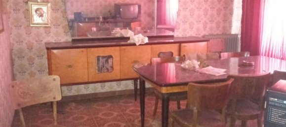 Дом с 23 комнатами в Сассоферрато, Италия № 164233 4