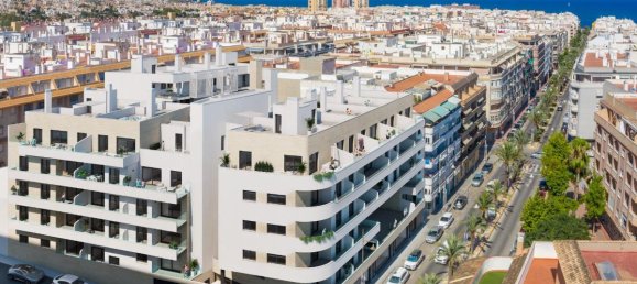 3 bedrooms Penthouse in Torrevieja, Spain No. 12762 4