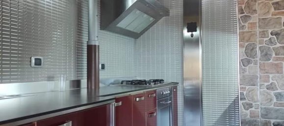 4 bedrooms Villa in Pratola Peligna, Italy No. 377545 7