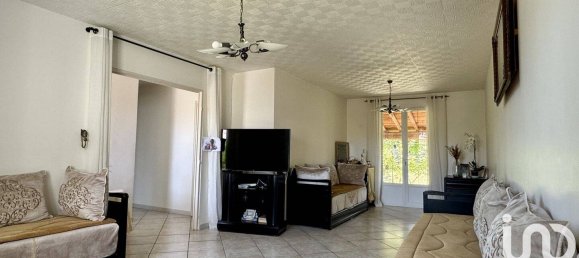 3 bedrooms Villa in Le Pontet, France No. 359763 10