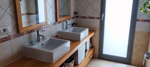 7 bedrooms House in Quartucciu, Italy No. 376318 15