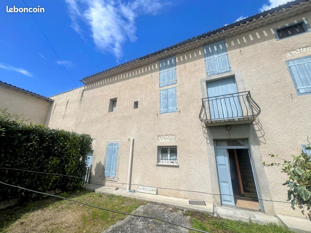 Casa de 6 dormitorios en Limoux, France No. 336287