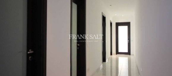 Квартира с 3 спальнями в Слима, Мальта № 2494 4