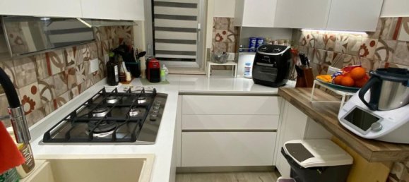 4 rooms Apartment in Perugia, Italy No. 139910 4