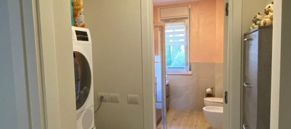 4 rooms Apartment in Perugia, Italy No. 139910 6