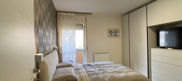 4 rooms Apartment in Perugia, Italy No. 139910 13
