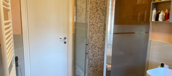 4 rooms Apartment in Perugia, Italy No. 139910 17