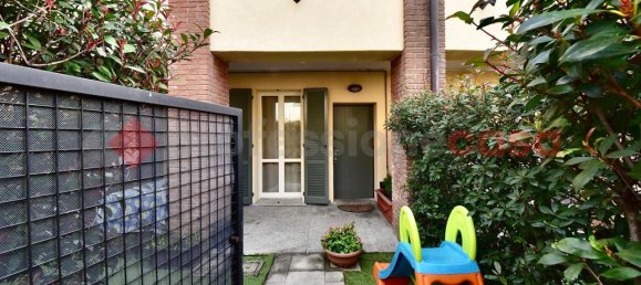 3-salle Villa à Meda, Italy No. 38739 2