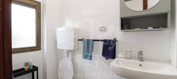 3 bedrooms Apartment in Bologna, Italy No. 337868 12