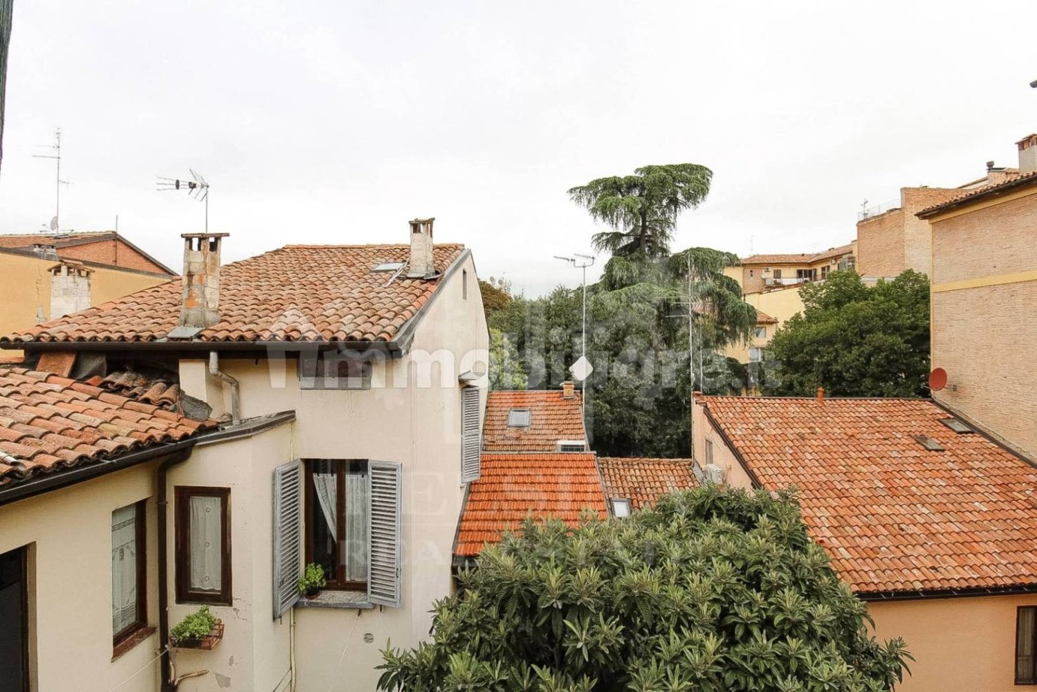 3 bedrooms Apartment in Bologna, Italy No. 337868