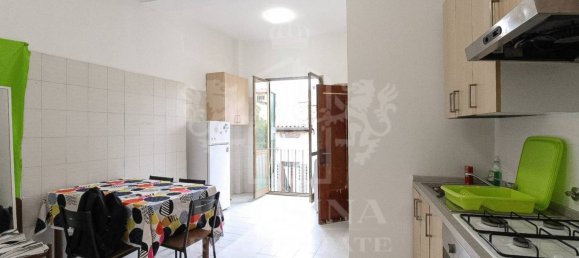 3 bedrooms Apartment in Bologna, Italy No. 337868 2