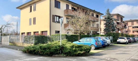 Квартира с 2 комнатами в Реджо Эмилия, Италия № 7356 20