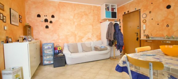 Квартира с 2 комнатами в Реджо Эмилия, Италия № 7356 33