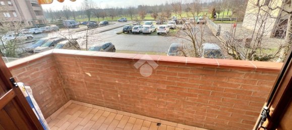 Квартира с 2 комнатами в Реджо Эмилия, Италия № 7356 15