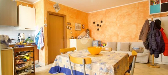 Квартира с 2 комнатами в Реджо Эмилия, Италия № 7356 29