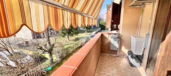 Квартира с 2 комнатами в Реджо Эмилия, Италия № 7356 16