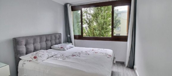 1 bedroom Apartment in Fontenay-le-Fleury, France No. 189056 3
