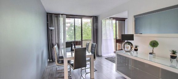 1 bedroom Apartment in Fontenay-le-Fleury, France No. 189056 2