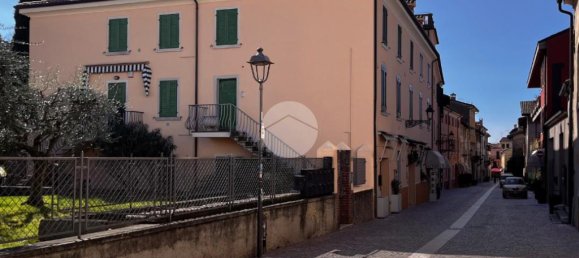 Квартира с 1 спальней в Бардолино, Италия № 282202 3