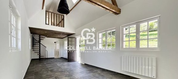 3 bedrooms House in Calvados, France No. 359386 3