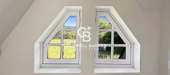 3 bedrooms House in Calvados, France No. 359386 10