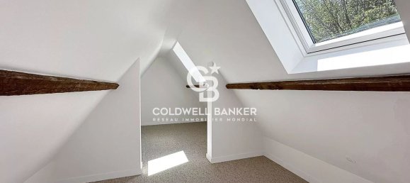 3 bedrooms House in Calvados, France No. 359386 7