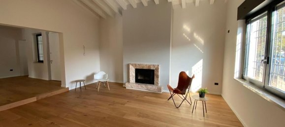 4غرفة فيلا في Castel Mella, Italy رقم 43764 77