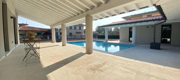 4غرفة فيلا في Castel Mella, Italy رقم 43764 66