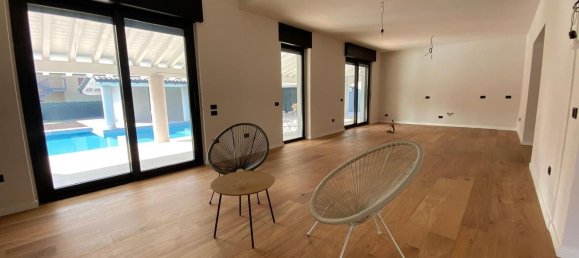 4غرفة فيلا في Castel Mella, Italy رقم 43764 79