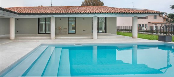 4غرفة فيلا في Castel Mella, Italy رقم 43764 8