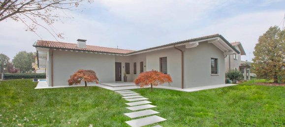 4غرفة فيلا في Castel Mella, Italy رقم 43764 13