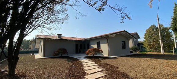 4غرفة فيلا في Castel Mella, Italy رقم 43764 58