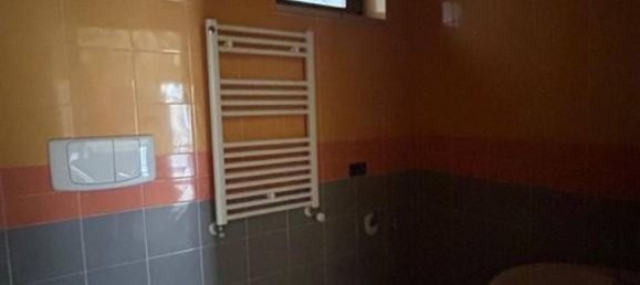 3 rooms Apartment in Marcianise, Italy No. 7582 9