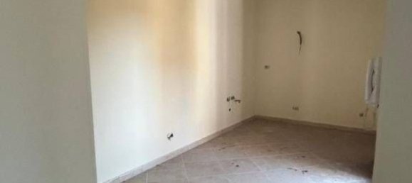 3 rooms Apartment in Marcianise, Italy No. 7582 15