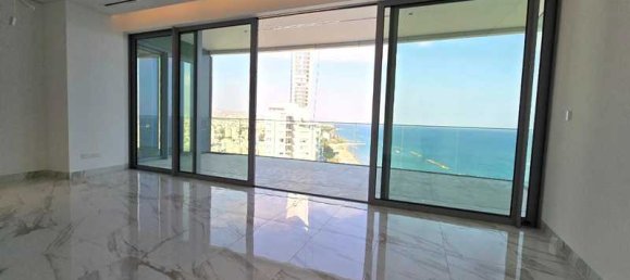 3 bedrooms Apartment in Limassol, Cyprus No. 15671 5