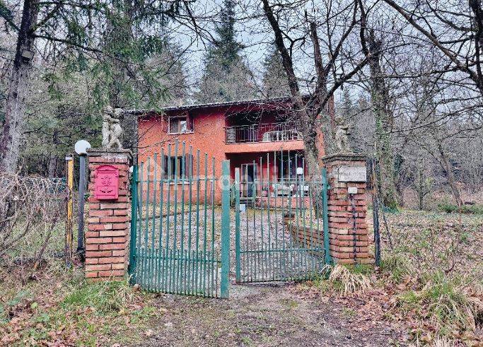 10 bedrooms Apartment in San Benedetto Val di Sambro, Italy No. 374224