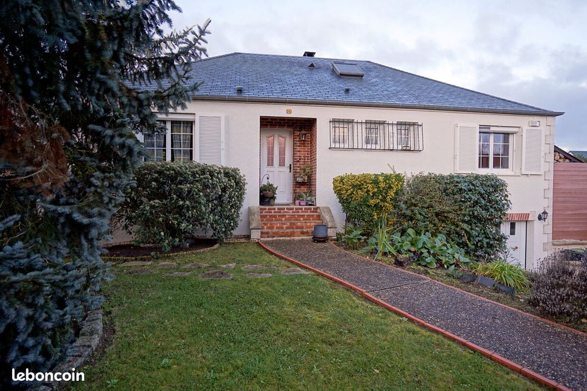 4 bedrooms House in Saint-Jean-de-Braye, France No. 245571